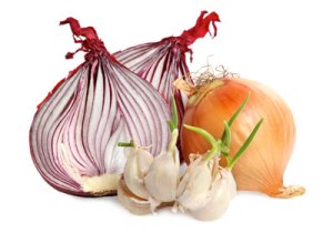 Home-Remedies-For-Tooth-Pain-garlic-onion
